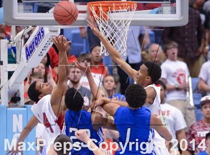 Thumbnail 2 in Hunt vs. Freedom (NCHSAA 3A Final) photogallery.