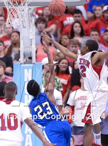 Thumbnail 2 in Hunt vs. Freedom (NCHSAA 3A Final) photogallery.