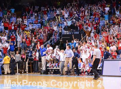 Thumbnail 1 in Hunt vs. Freedom (NCHSAA 3A Final) photogallery.