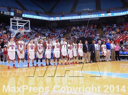 Thumbnail 2 in Hunt vs. Freedom (NCHSAA 3A Final) photogallery.