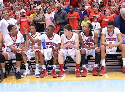 Thumbnail 1 in Hunt vs. Freedom (NCHSAA 3A Final) photogallery.