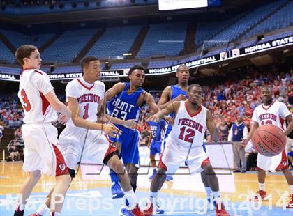 Thumbnail 2 in Hunt vs. Freedom (NCHSAA 3A Final) photogallery.