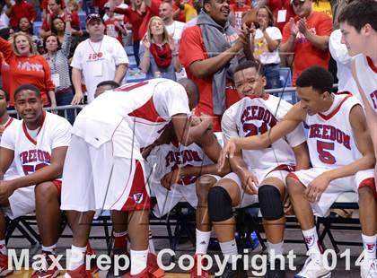 Thumbnail 1 in Hunt vs. Freedom (NCHSAA 3A Final) photogallery.