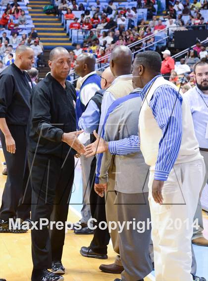 Thumbnail 1 in Hunt vs. Freedom (NCHSAA 3A Final) photogallery.