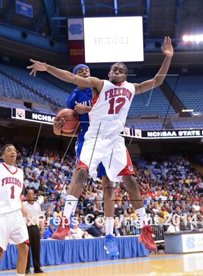 Thumbnail 1 in Hunt vs. Freedom (NCHSAA 3A Final) photogallery.