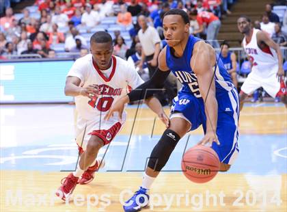 Thumbnail 2 in Hunt vs. Freedom (NCHSAA 3A Final) photogallery.