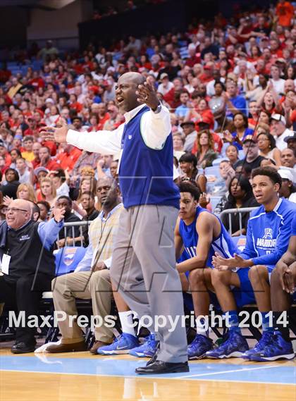 Thumbnail 3 in Hunt vs. Freedom (NCHSAA 3A Final) photogallery.