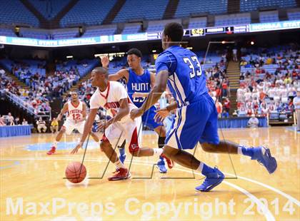 Thumbnail 1 in Hunt vs. Freedom (NCHSAA 3A Final) photogallery.