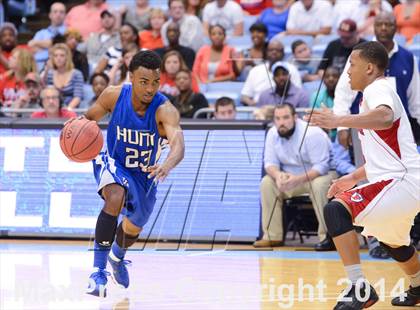 Thumbnail 1 in Hunt vs. Freedom (NCHSAA 3A Final) photogallery.