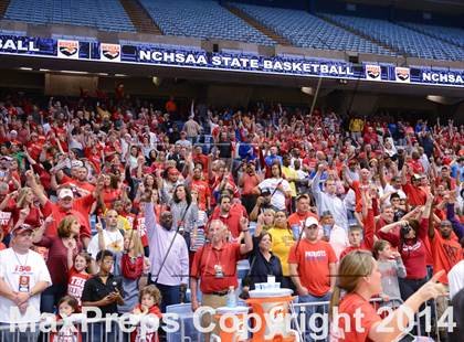 Thumbnail 1 in Hunt vs. Freedom (NCHSAA 3A Final) photogallery.