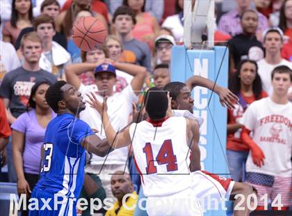 Thumbnail 1 in Hunt vs. Freedom (NCHSAA 3A Final) photogallery.