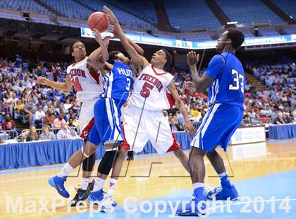 Thumbnail 1 in Hunt vs. Freedom (NCHSAA 3A Final) photogallery.