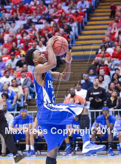 Thumbnail 3 in Hunt vs. Freedom (NCHSAA 3A Final) photogallery.