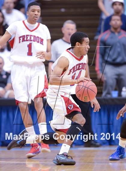 Thumbnail 2 in Hunt vs. Freedom (NCHSAA 3A Final) photogallery.