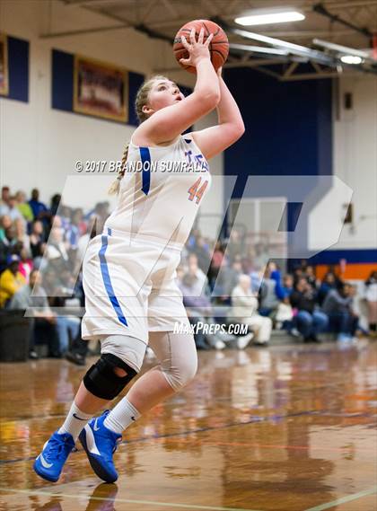 Thumbnail 1 in Prattville @ Chilton County photogallery.