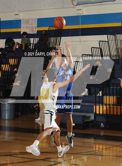 Thumbnail 3 in Alhambra vs. San Marino photogallery.