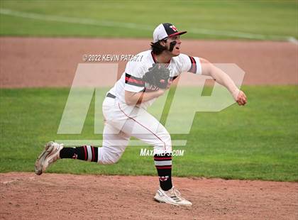 Thumbnail 3 in Southington vs. Fairfield Warde (CIAC Class LL Final) photogallery.