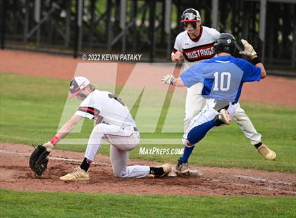 Thumbnail 2 in Southington vs. Fairfield Warde (CIAC Class LL Final) photogallery.