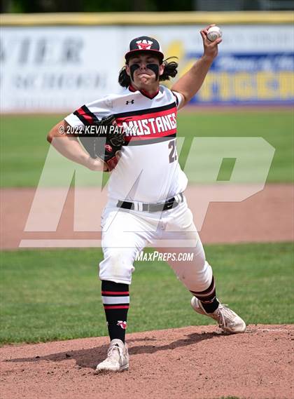 Thumbnail 3 in Southington vs. Fairfield Warde (CIAC Class LL Final) photogallery.