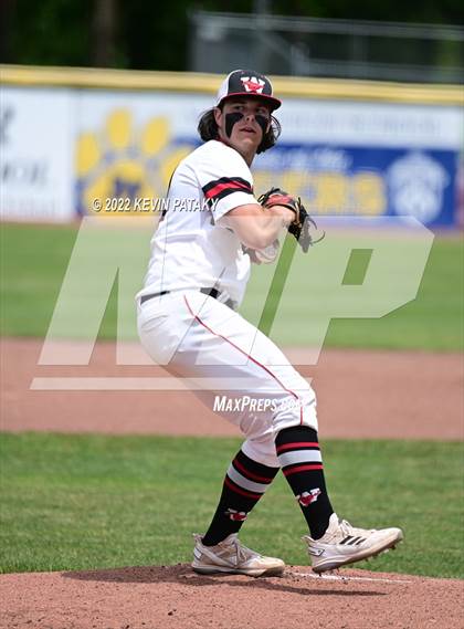 Thumbnail 3 in Southington vs. Fairfield Warde (CIAC Class LL Final) photogallery.