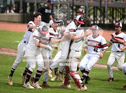 Thumbnail 3 in Southington vs. Fairfield Warde (CIAC Class LL Final) photogallery.