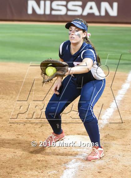 Thumbnail 1 in Hamilton vs. Pinnacle (AIA D1 Final) photogallery.