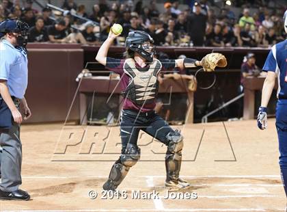 Thumbnail 1 in Hamilton vs. Pinnacle (AIA D1 Final) photogallery.