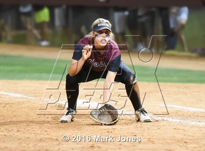 Thumbnail 3 in Hamilton vs. Pinnacle (AIA D1 Final) photogallery.