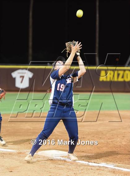 Thumbnail 3 in Hamilton vs. Pinnacle (AIA D1 Final) photogallery.