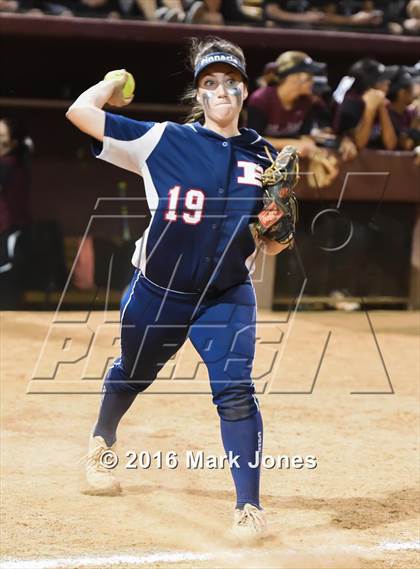 Thumbnail 1 in Hamilton vs. Pinnacle (AIA D1 Final) photogallery.