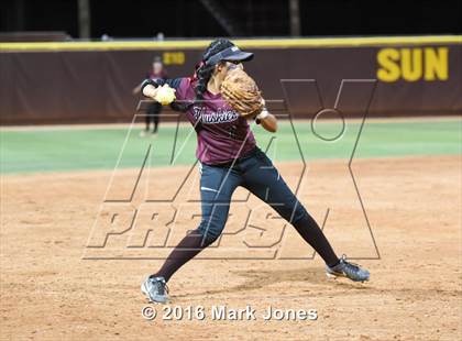 Thumbnail 2 in Hamilton vs. Pinnacle (AIA D1 Final) photogallery.