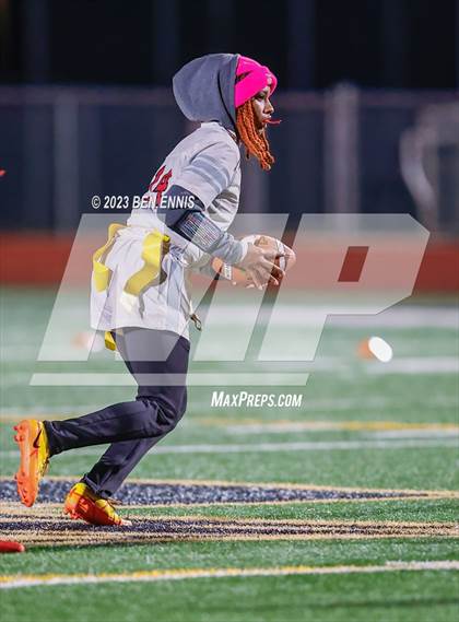 Thumbnail 2 in Warner Robins vs. Mt. Zion (GHSA Division 2 First Round) photogallery.