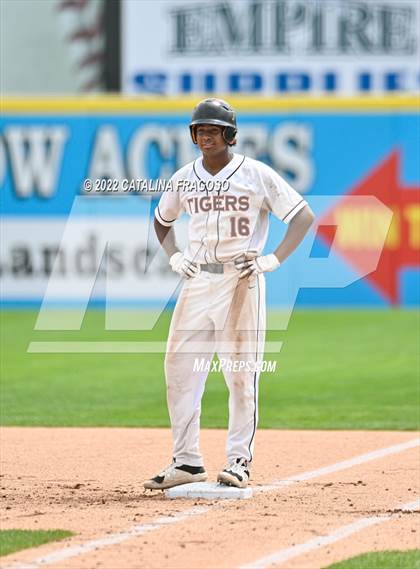 Thumbnail 3 in Warren Hills vs Hackettstown photogallery.