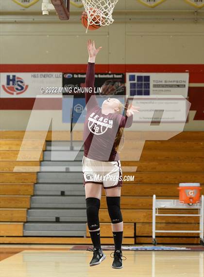 Thumbnail 3 in Yeshiva University of Los Angeles (YULA) @ Laguna Beach (CIF SS D5AA Quarterfinal) photogallery.