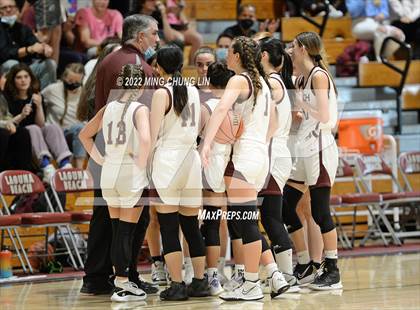 Thumbnail 2 in Yeshiva University of Los Angeles (YULA) @ Laguna Beach (CIF SS D5AA Quarterfinal) photogallery.