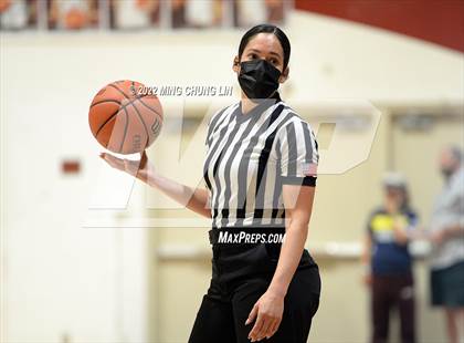 Thumbnail 3 in Yeshiva University of Los Angeles (YULA) @ Laguna Beach (CIF SS D5AA Quarterfinal) photogallery.