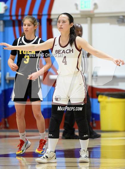 Thumbnail 1 in Yeshiva University of Los Angeles (YULA) @ Laguna Beach (CIF SS D5AA Quarterfinal) photogallery.