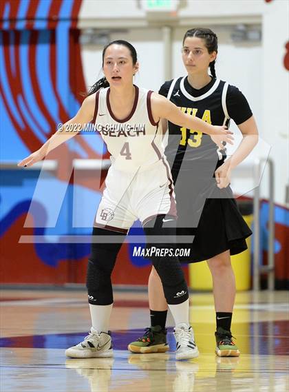 Thumbnail 2 in Yeshiva University of Los Angeles (YULA) @ Laguna Beach (CIF SS D5AA Quarterfinal) photogallery.