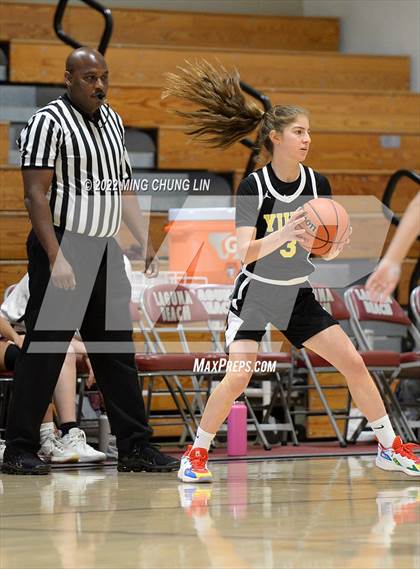Thumbnail 2 in Yeshiva University of Los Angeles (YULA) @ Laguna Beach (CIF SS D5AA Quarterfinal) photogallery.