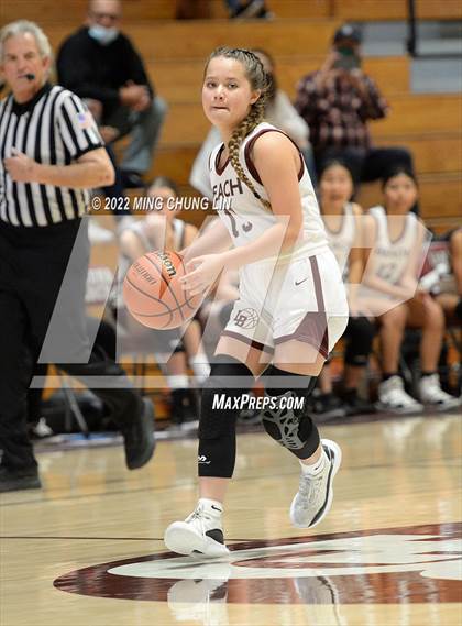 Thumbnail 1 in Yeshiva University of Los Angeles (YULA) @ Laguna Beach (CIF SS D5AA Quarterfinal) photogallery.