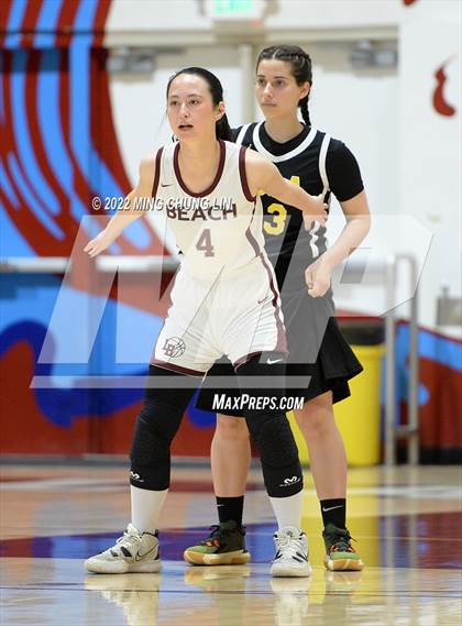 Thumbnail 3 in Yeshiva University of Los Angeles (YULA) @ Laguna Beach (CIF SS D5AA Quarterfinal) photogallery.