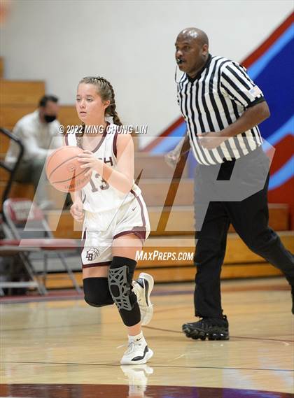 Thumbnail 2 in Yeshiva University of Los Angeles (YULA) @ Laguna Beach (CIF SS D5AA Quarterfinal) photogallery.
