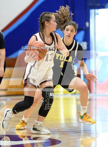 Thumbnail 2 in Yeshiva University of Los Angeles (YULA) @ Laguna Beach (CIF SS D5AA Quarterfinal) photogallery.