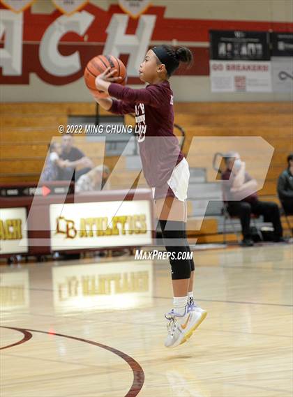 Thumbnail 1 in Yeshiva University of Los Angeles (YULA) @ Laguna Beach (CIF SS D5AA Quarterfinal) photogallery.