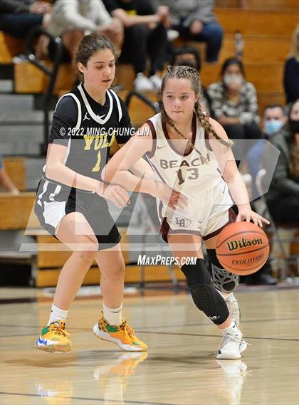Thumbnail 3 in Yeshiva University of Los Angeles (YULA) @ Laguna Beach (CIF SS D5AA Quarterfinal) photogallery.