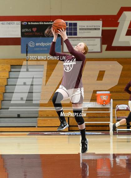 Thumbnail 2 in Yeshiva University of Los Angeles (YULA) @ Laguna Beach (CIF SS D5AA Quarterfinal) photogallery.
