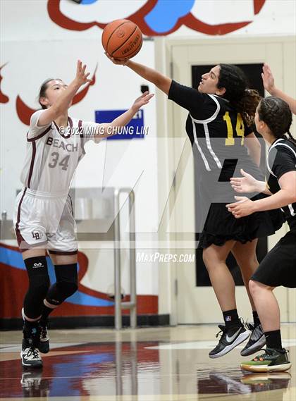 Thumbnail 1 in Yeshiva University of Los Angeles (YULA) @ Laguna Beach (CIF SS D5AA Quarterfinal) photogallery.