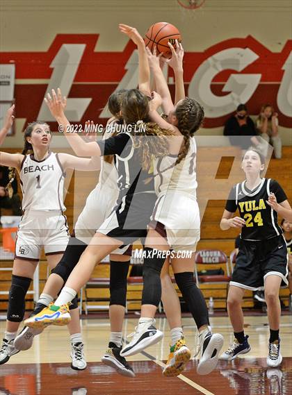Thumbnail 2 in Yeshiva University of Los Angeles (YULA) @ Laguna Beach (CIF SS D5AA Quarterfinal) photogallery.