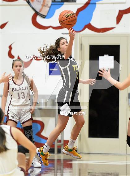 Thumbnail 1 in Yeshiva University of Los Angeles (YULA) @ Laguna Beach (CIF SS D5AA Quarterfinal) photogallery.