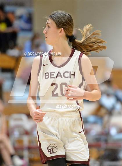 Thumbnail 3 in Yeshiva University of Los Angeles (YULA) @ Laguna Beach (CIF SS D5AA Quarterfinal) photogallery.